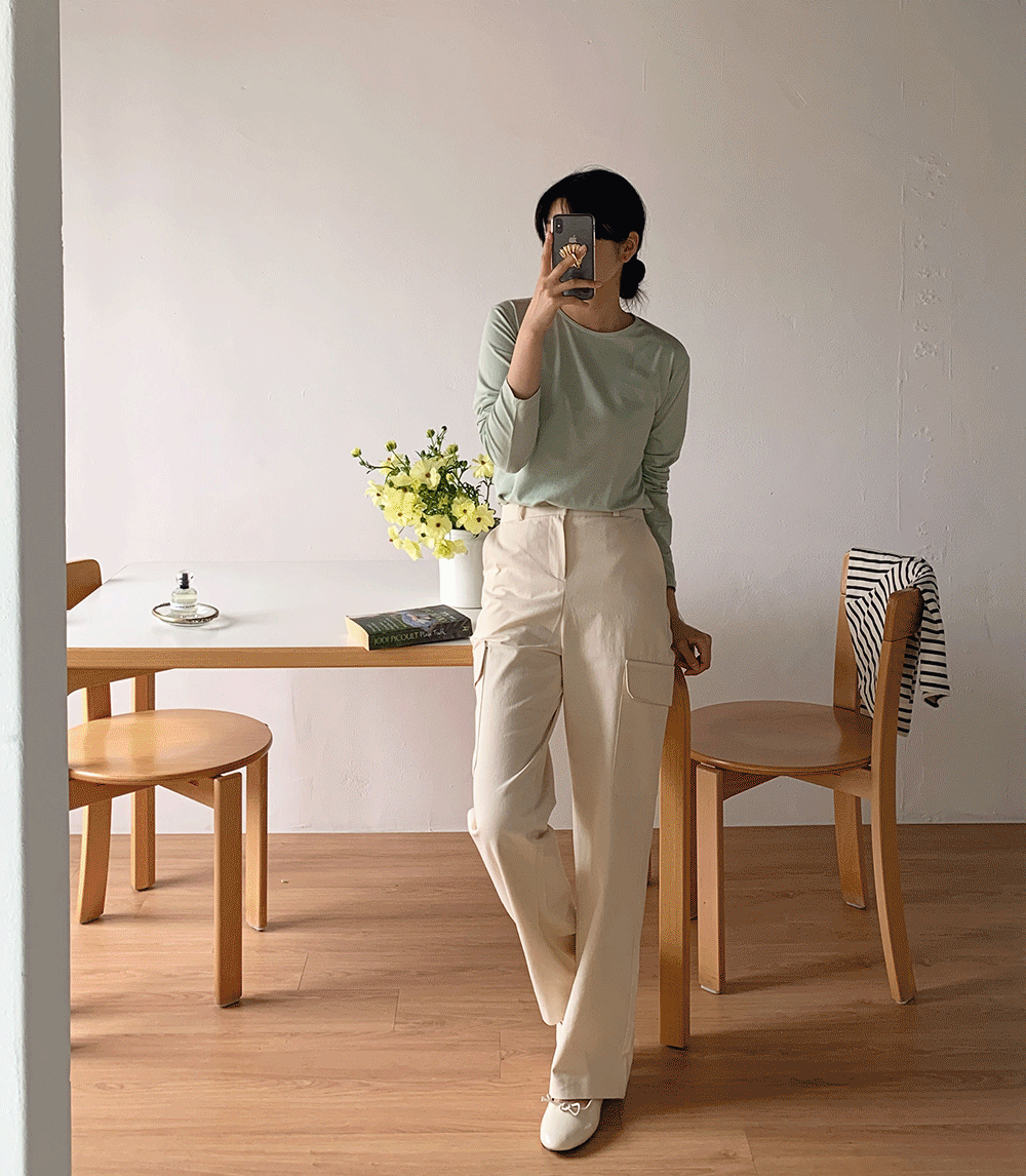 [봄 코디세트 ♡] 베일 모달 라운드 긴팔 티셔츠+뉴브 코튼 카고팬츠 ( 2 color set )