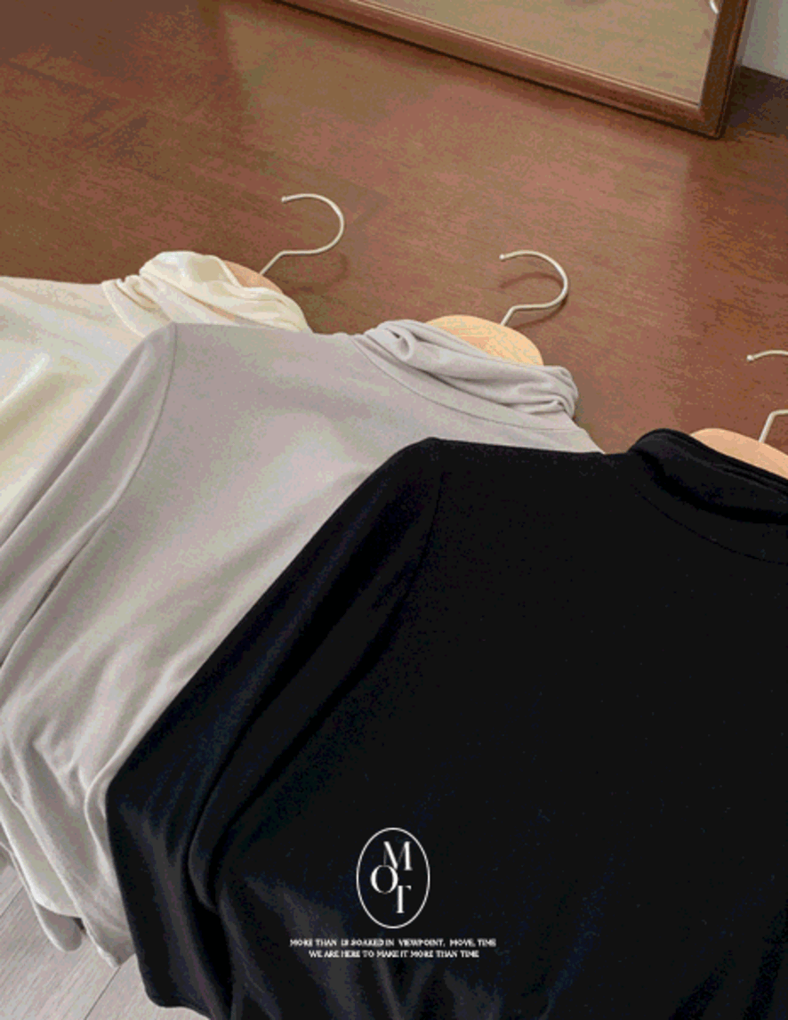 [그레이,블랙 당일배송] 연말룩/크리스마스🖤 [More Than] 미엘 울 긴팔 목폴라 기본 티셔츠(3color)